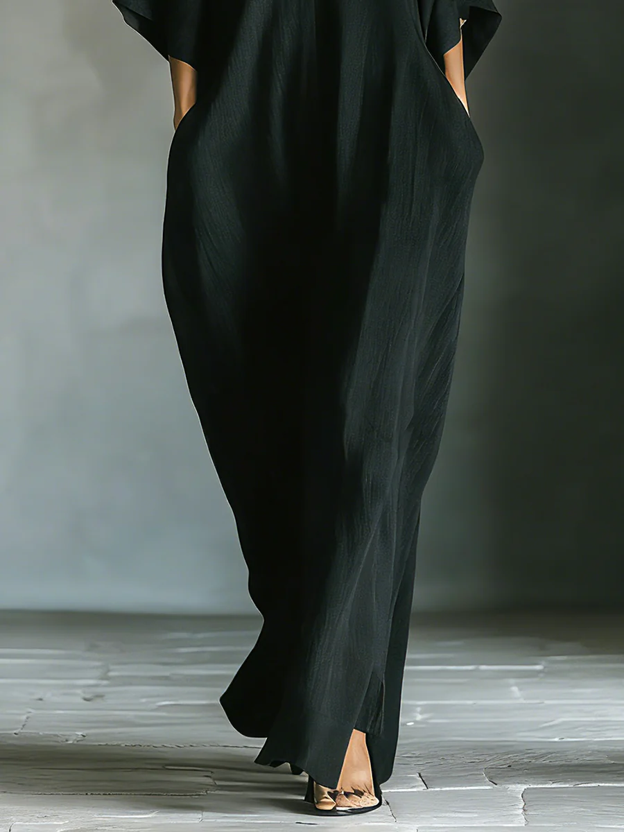 Alessandra | Vestido largo negro oversize de estilo minimalista